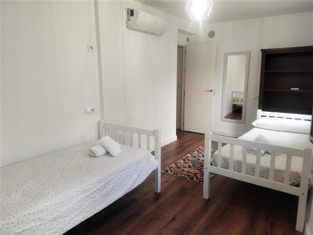 Home Sweet Home Junto A Mezquita / Wifi / Parking Cordoba Luaran gambar